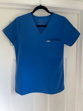 Figs Catarina One-Pocket Scrub Top - Women’s